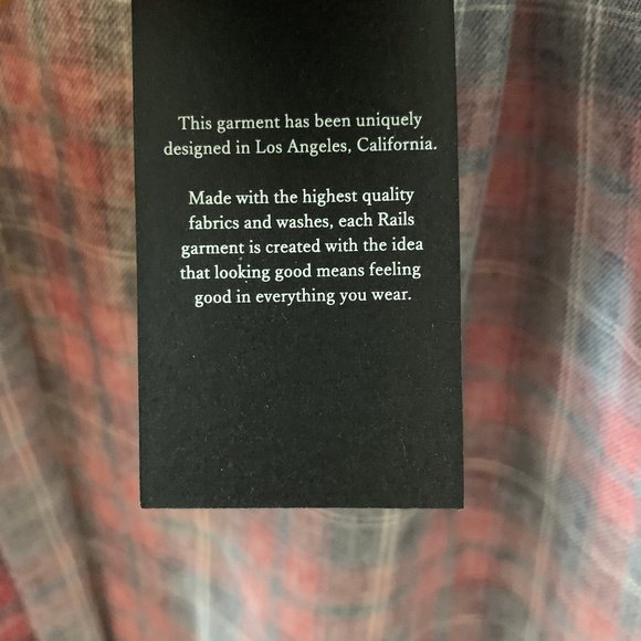 NWT Rails Soft Button-Down - Picture 5 of 5